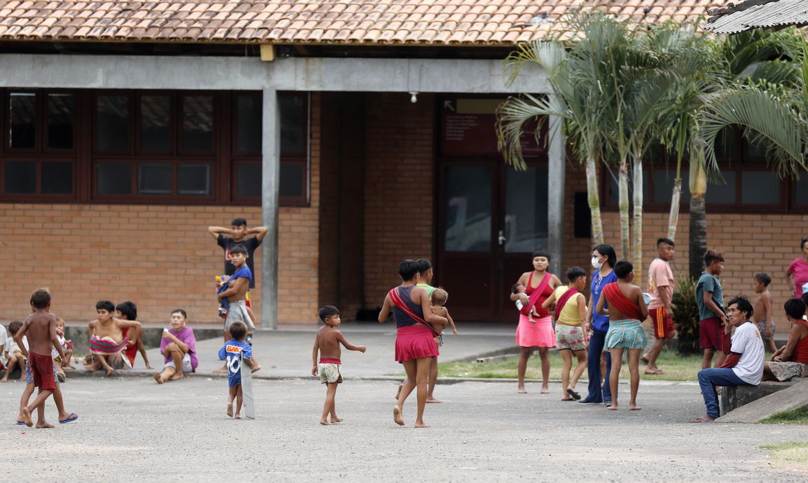 Not Cias Governo Instala Antenas Para Prover Internet Na Terra