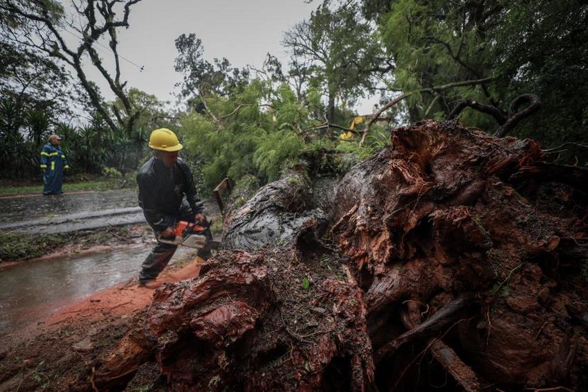 Notícias | Ciclone Extratropical Provoca Temporal, Alagamentos E ...